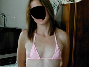 Fouziya massage sexy à Issoudun, 36